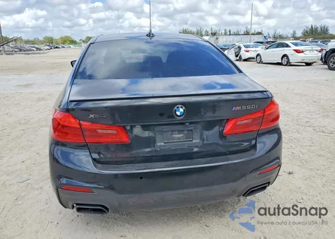 2019 BMW M550Xi из США, поврежденный, VIN WBAJB9C58KB464295